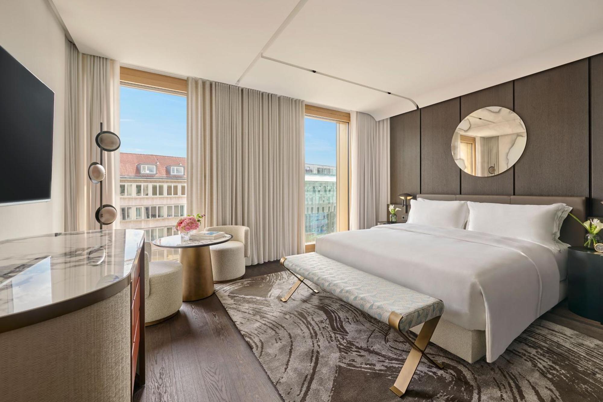 Koenigshof, A Luxury Collection Hotel, Hotel 5*